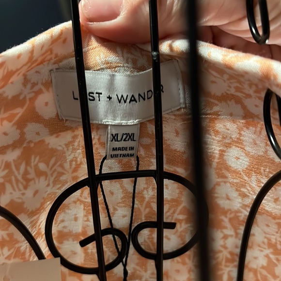 Lost and Wander swimsuit cover - Picture 7 of 7